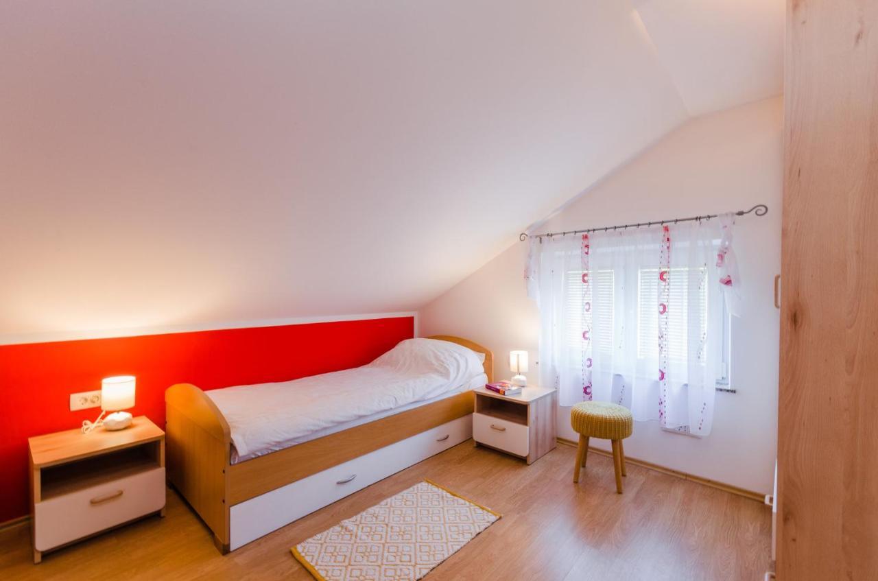Villa Valentina Bribir  Luaran gambar