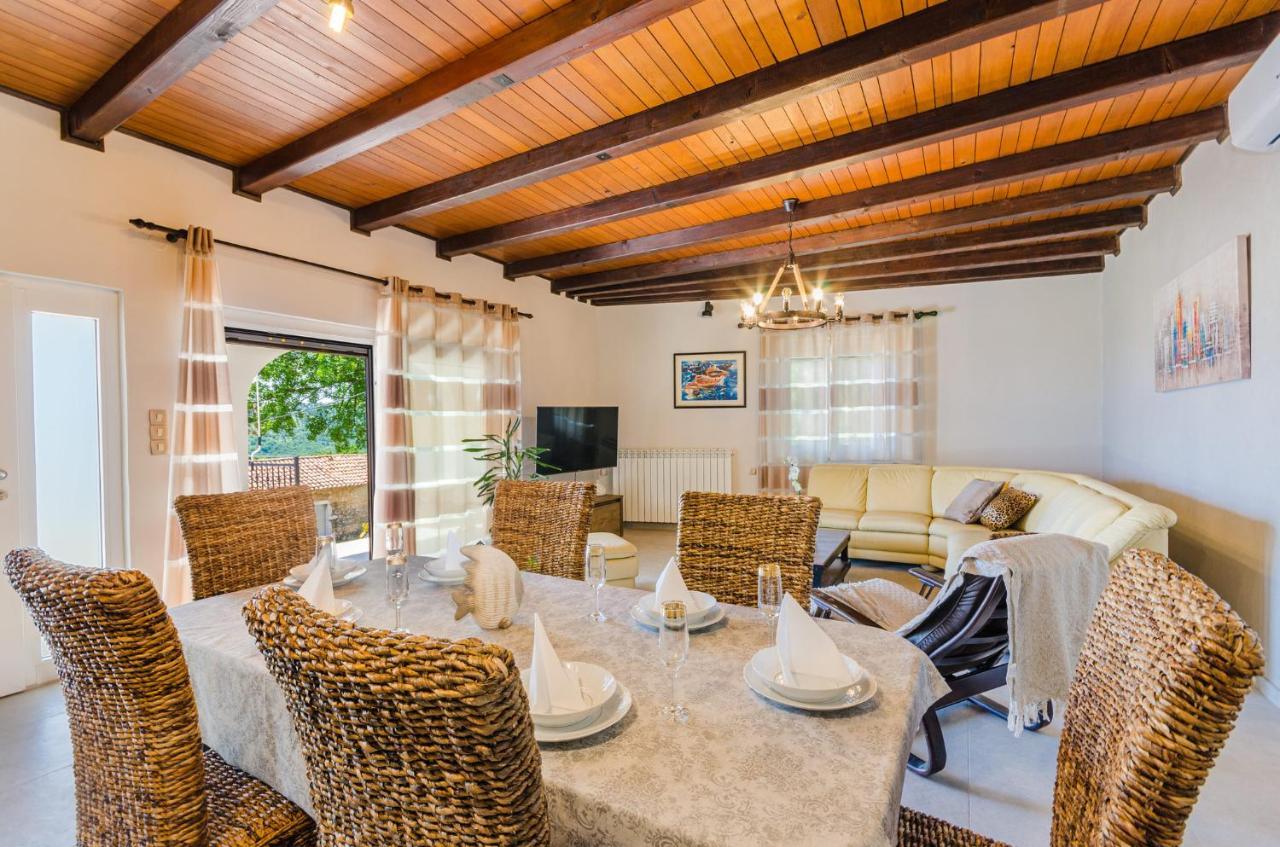 Villa Valentina Bribir  Luaran gambar